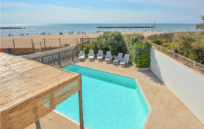 Beach Front Home In Valras-Plage With Wifi